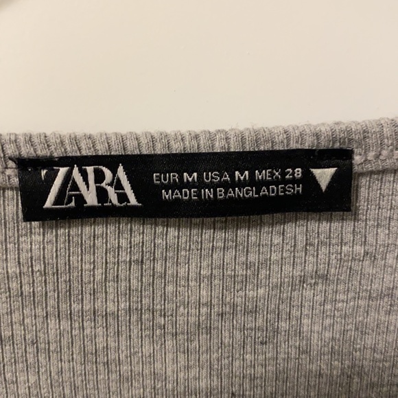 Grey Zara Knit Button Up Shirt. Size Medium but would fit small. - Picture 3 of 4
